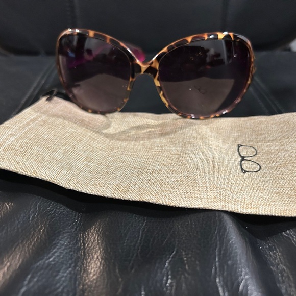 Stylish Tortoise Shell Sunglasses main image 5